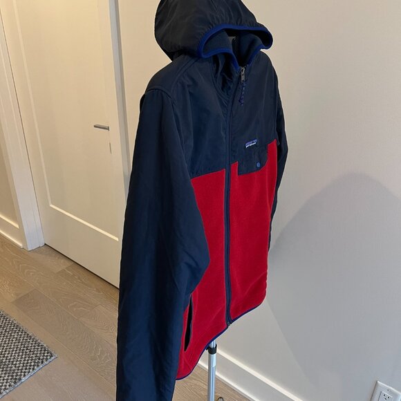 Patagonia Synchilla Full Zip Hooded Jacket (Size Medium) - Picture 2 of 7